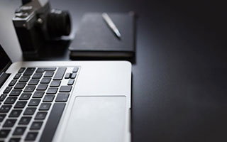 开云体育下载app-马刺后场双枪组合初见锋芒，马刺双雄